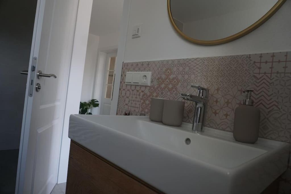 Apartment Ott *